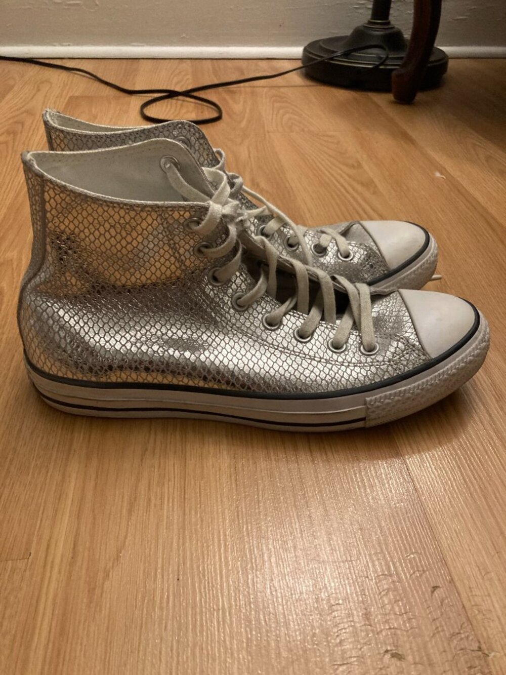 Metallic silver snakeskin pattern high top Converse - Picture 7 of 8